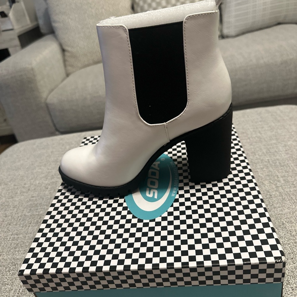 Soda White Chelsea Block Heel Ankle Boot with Black Elastic